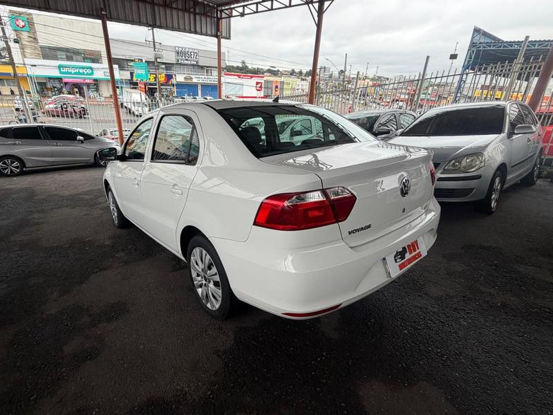 Volkswagen Voyage MPI - foto 8
