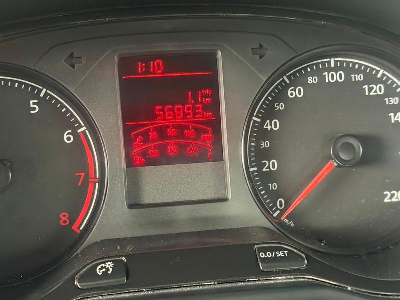 Volkswagen Voyage MPI - foto 12