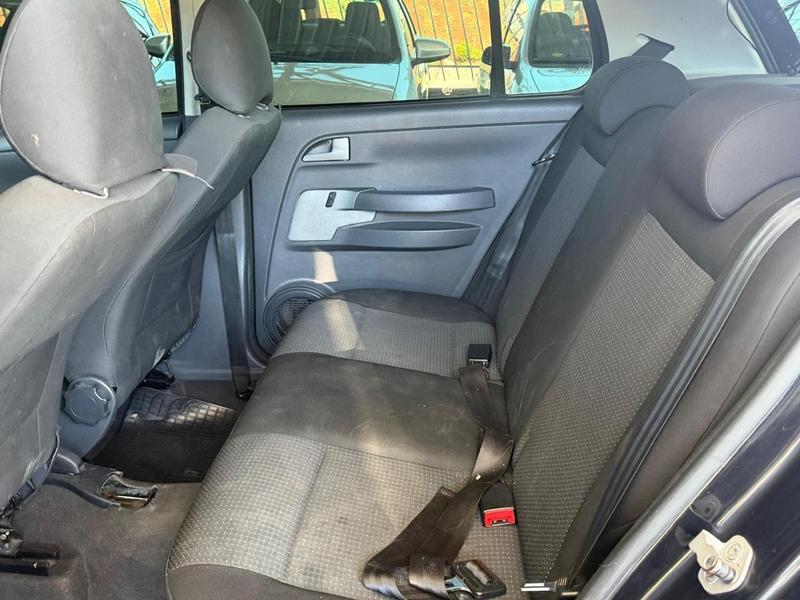 Volkswagen Fox 1.0 - foto 8