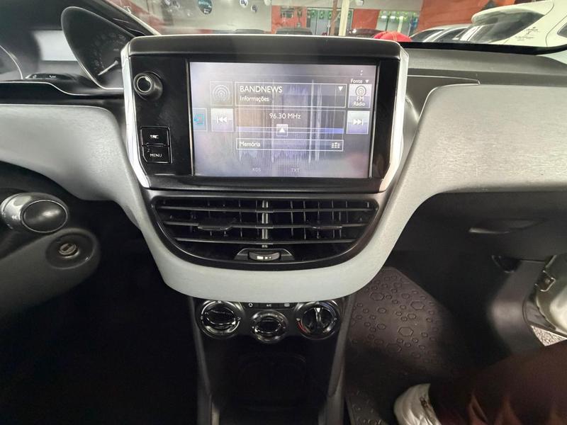 Peugeot 208 Griffe 1.6 Flex 16V 5P Mec. - foto 9