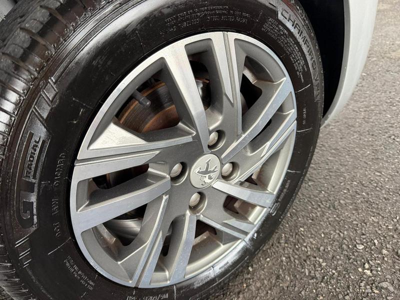 Peugeot 208 Griffe 1.6 Flex 16V 5P Mec. - foto 17