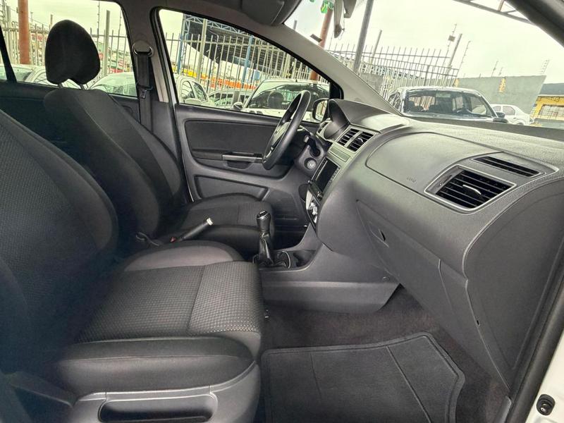 Volkswagen Fox Connect Mb - foto 10