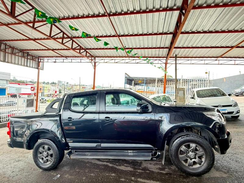 Chevrolet S10 LT - foto 9