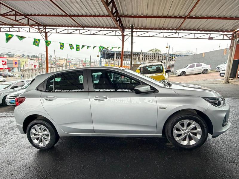 Chevrolet Onix 10mt - foto 8