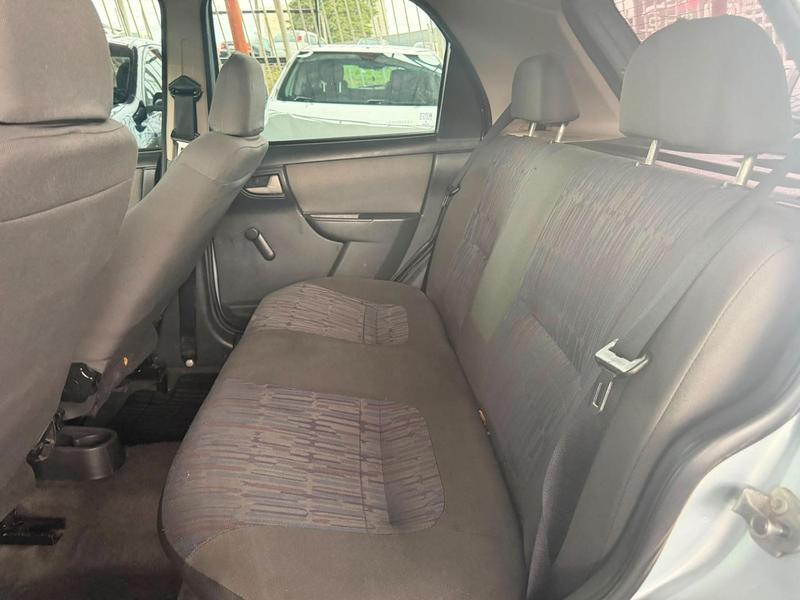 Chevrolet Celta 10l LT - foto 8