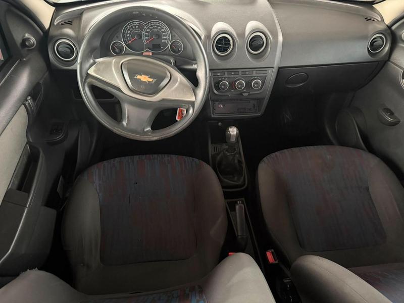Chevrolet Celta 10l LT - foto 11