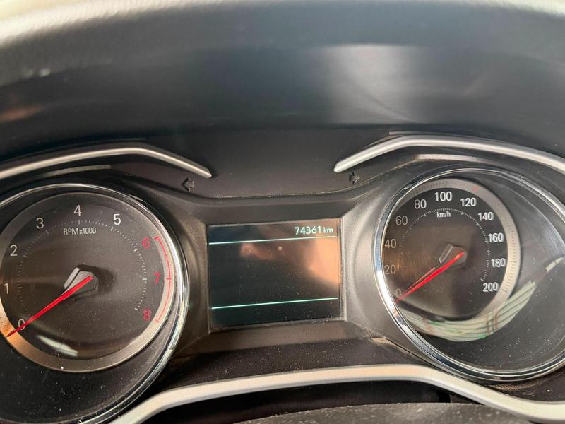 Chevrolet Onix Plus 10tmt LTZ - foto 8