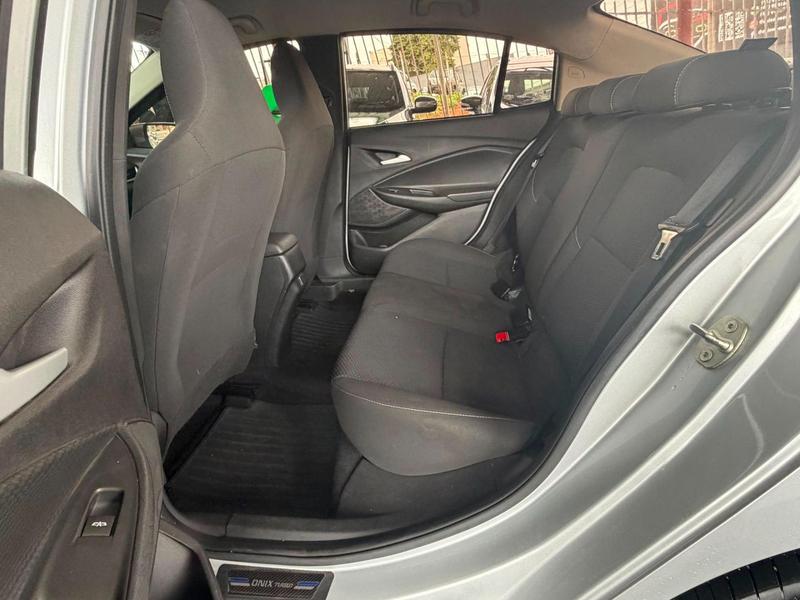 Chevrolet Onix Plus 10tmt LTZ - foto 10