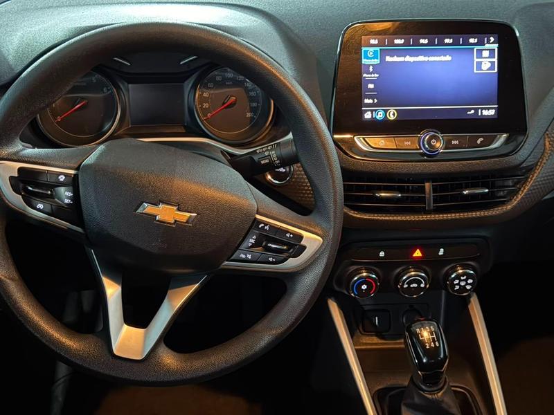 Chevrolet Onix 10mt - foto 9