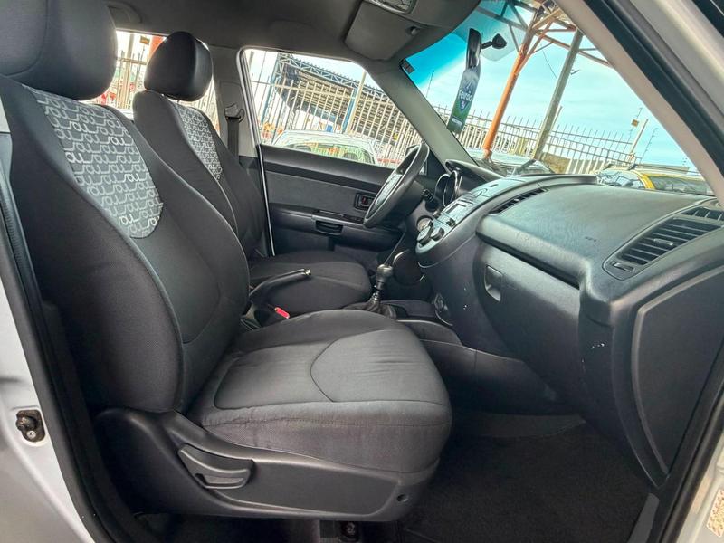 Kia Soul EX 1.6 Ff Mt - foto 15