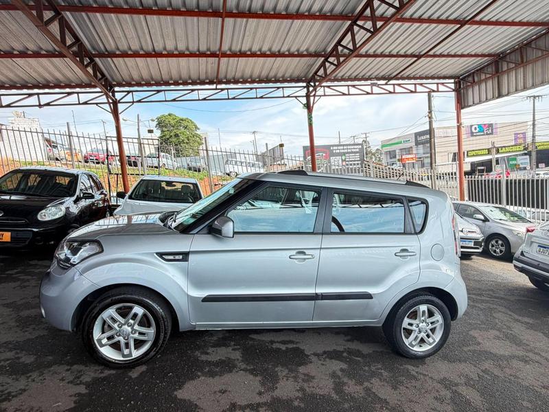 Kia Soul EX 1.6 Ff Mt - foto 17