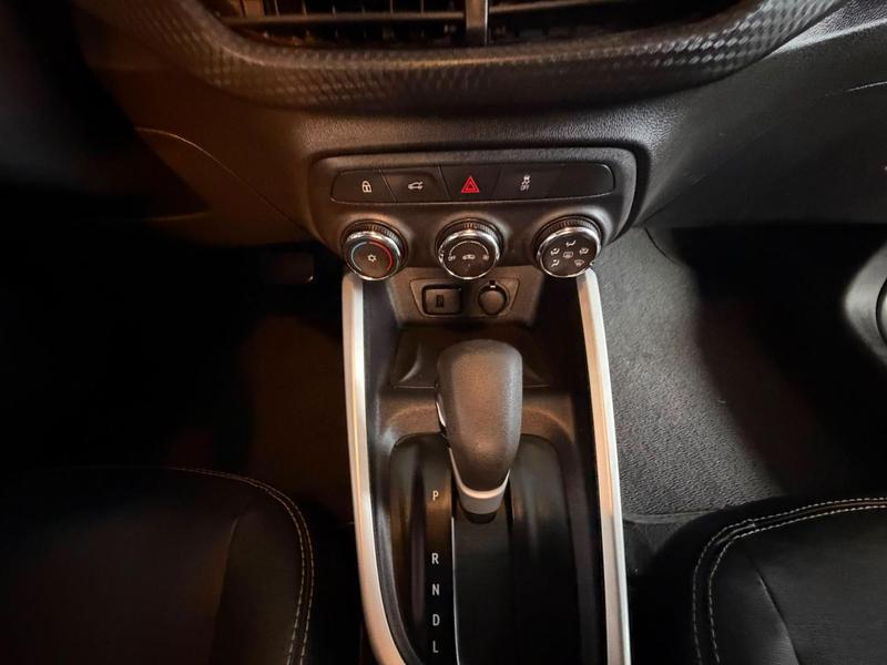 Chevrolet Onix Plus 10tat LTZ - foto 8