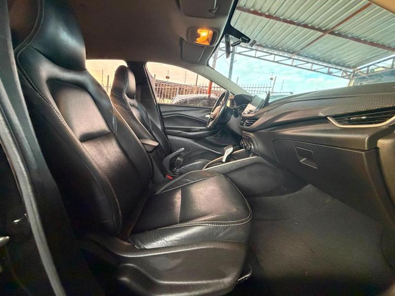 Chevrolet Onix Plus 10tat LTZ - foto 13
