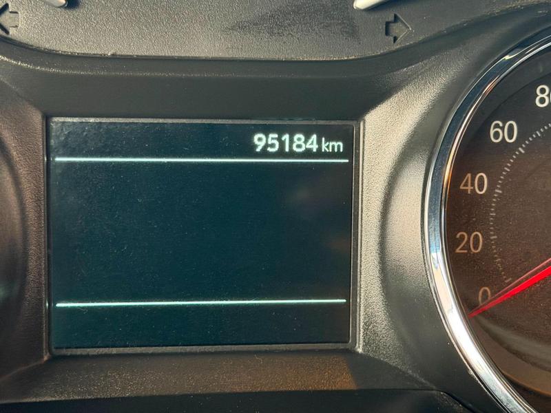 Chevrolet Onix Plus 10tat LTZ - foto 11