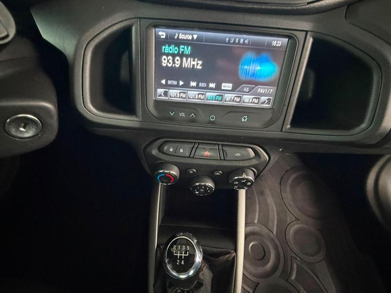 Chevrolet Onix 14mt LT - foto 17