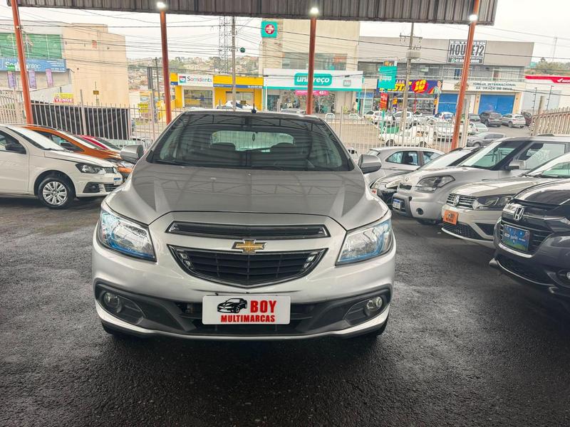 Chevrolet Onix 14mt LT - foto 3