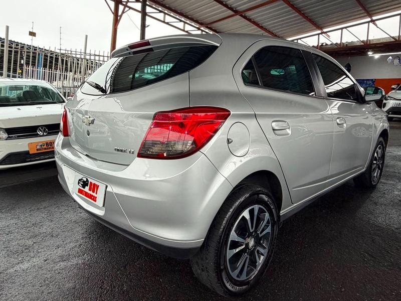 Chevrolet Onix 14mt LT - foto 10