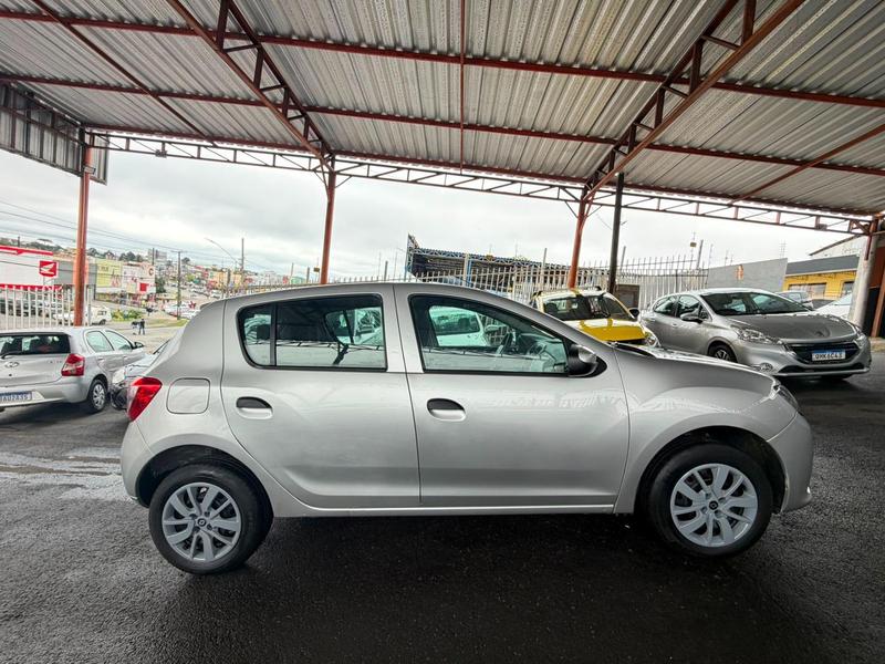 Renault Sandero Auth 1.0 - foto 9