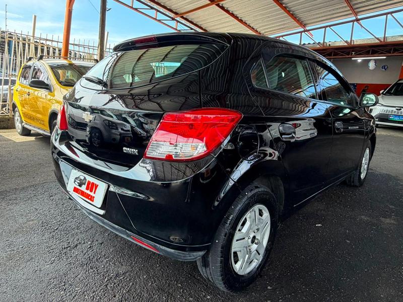 Chevrolet Onix 10mt Ls - foto 12