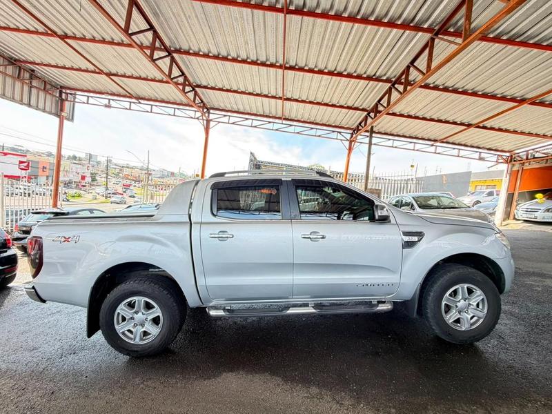 Ford Ranger Ltd Cabine Dupla 4X4 3.2 - foto 8