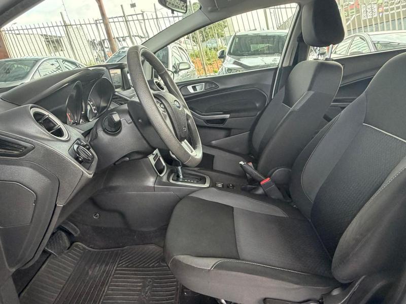 Ford Fiesta 16sel At - foto 16
