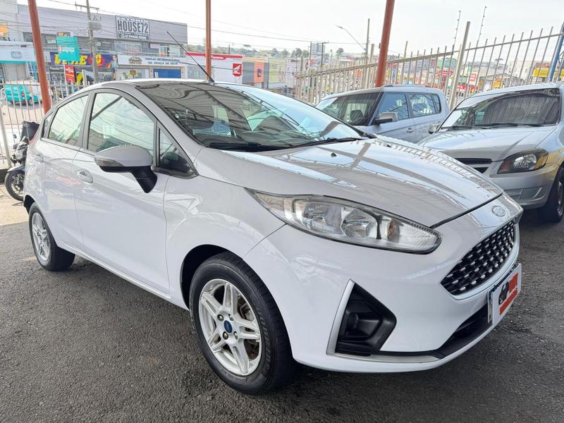 Ford Fiesta 16sel At - foto 3