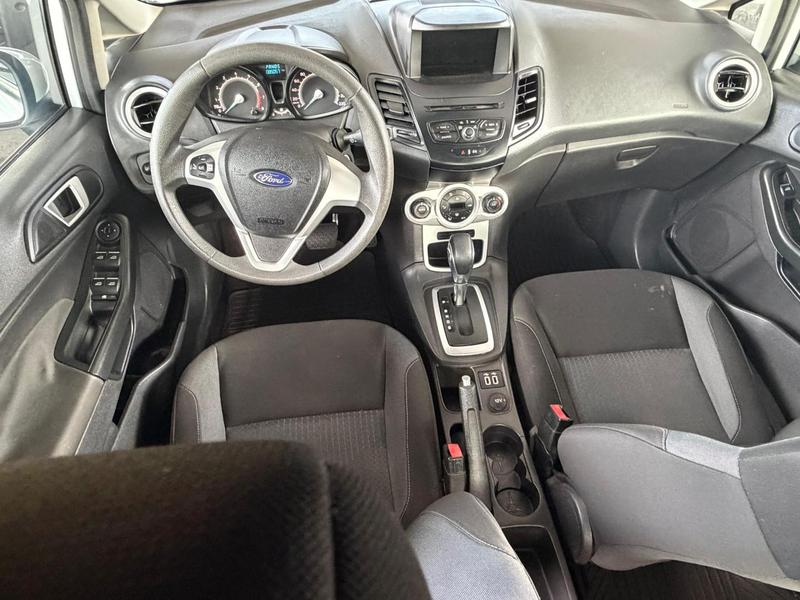 Ford Fiesta 16sel At - foto 14