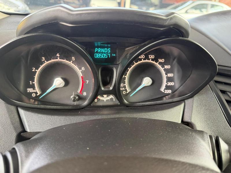 Ford Fiesta 16sel At - foto 11