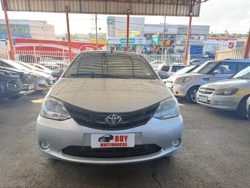 Toyota Etios Sd Xs 1.5 Mt - foto 2