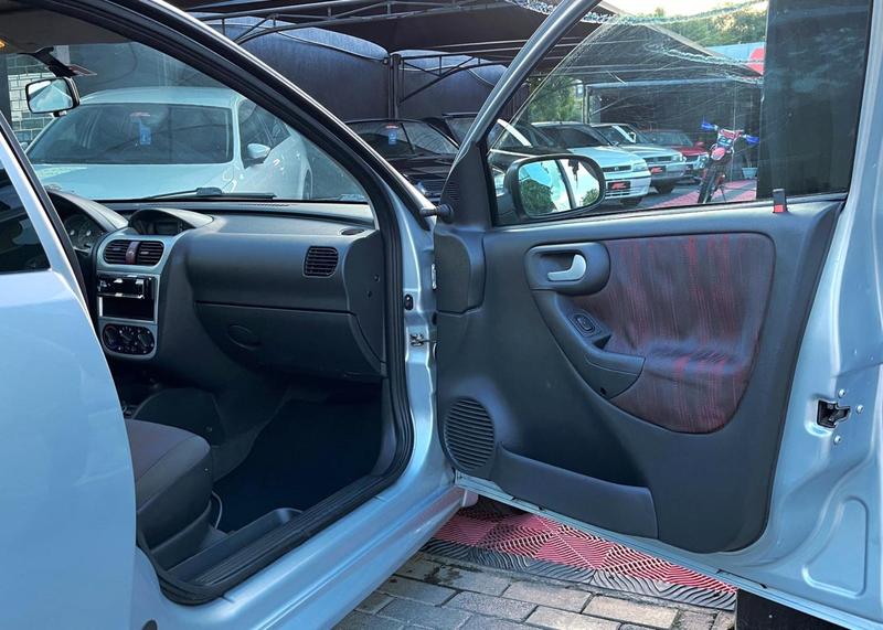 Chevrolet Montana Sport - foto 10