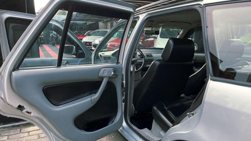 Volkswagen Parati 1.8 Tour - foto 11