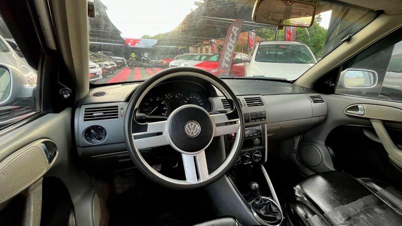 Volkswagen Parati 1.8 Tour - foto 15
