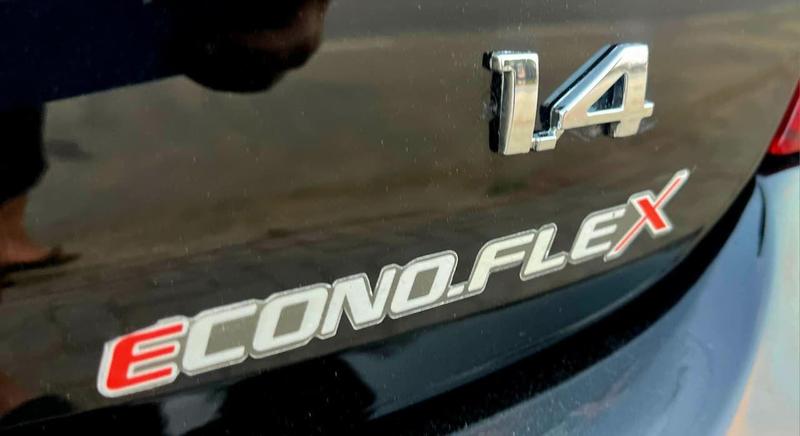 Chevrolet Corsa Sedan Premium - foto 20