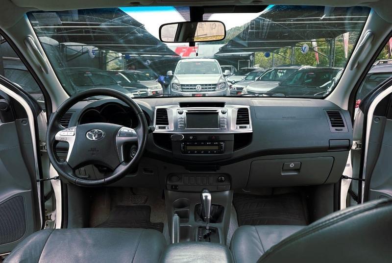 Toyota Hilux Cd4x4 Srv - foto 18