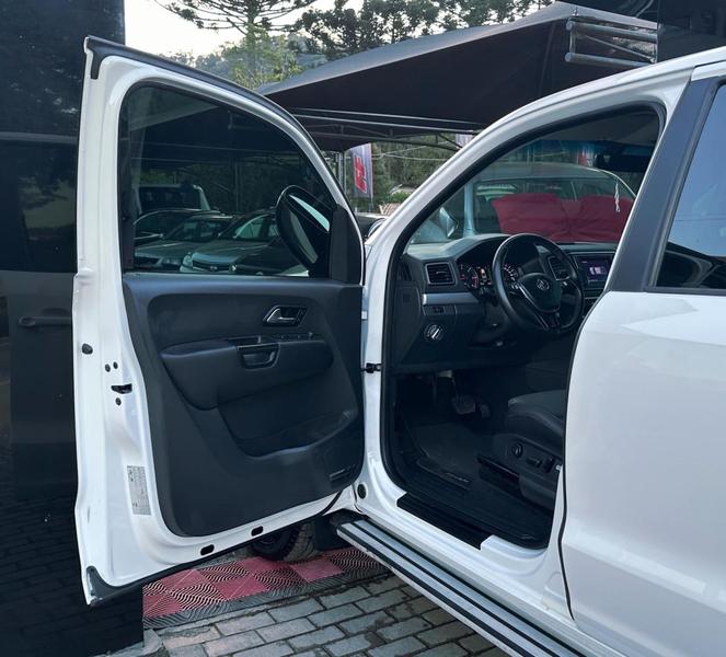 Volkswagen Amarok V6 High - foto 10