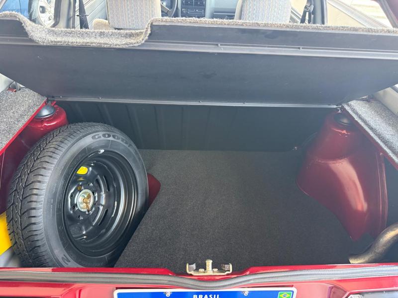 Volkswagen Gol 1000 - foto 11