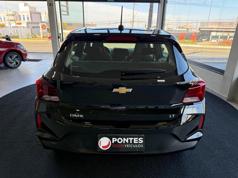 Chevrolet Onix 10mt - foto 4