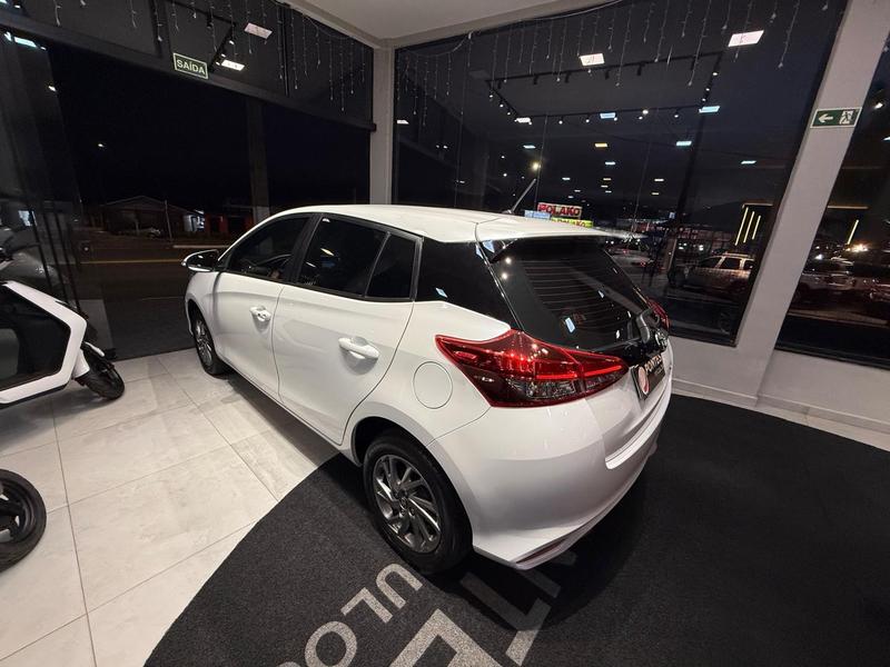 Toyota Yaris Ha Xs 1.5 - foto 3