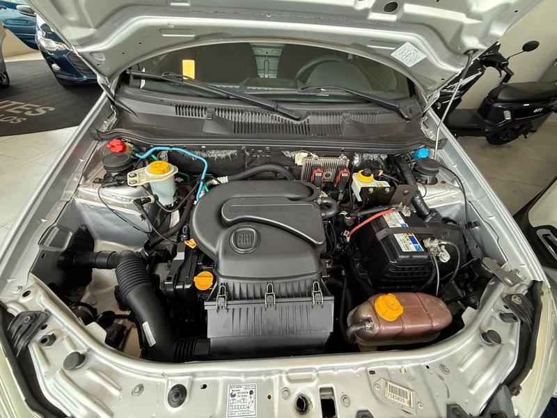 Fiat Strada Adventure 1.8 1.8 Locker Flex Ce - foto 8