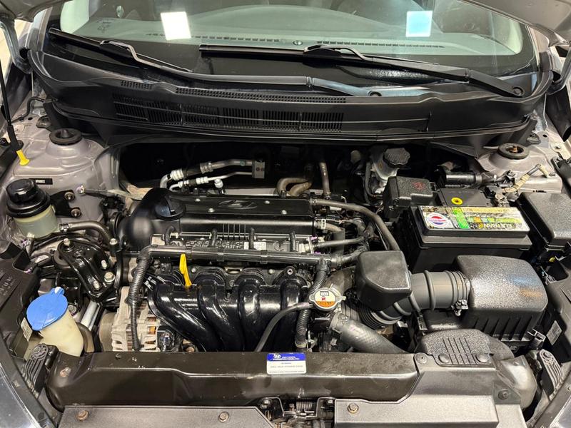 Hyundai HB20S 1.6 Comfort Plus 16V Flex 4P Manual - foto 10