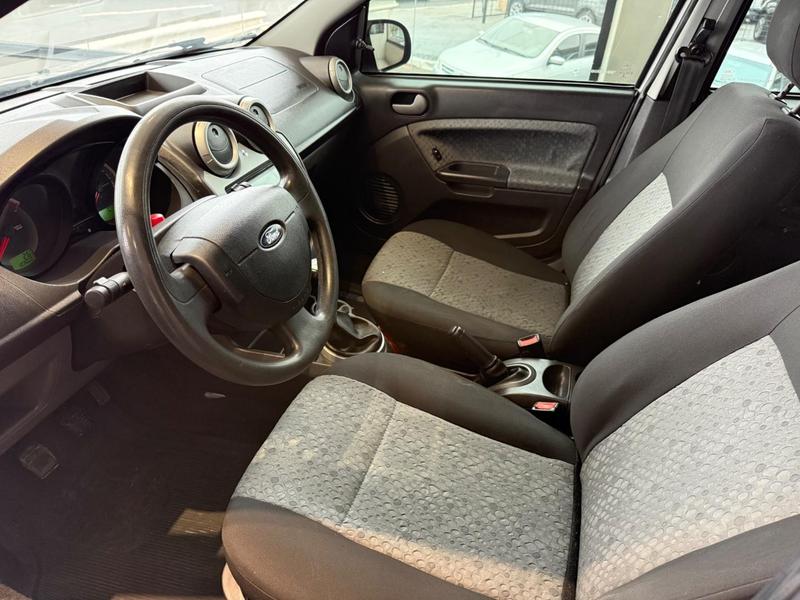 Ford Fiesta 1.6 Flex - foto 6