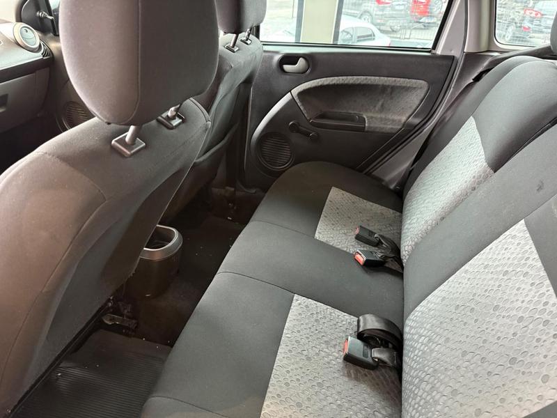 Ford Fiesta 1.6 Flex - foto 7