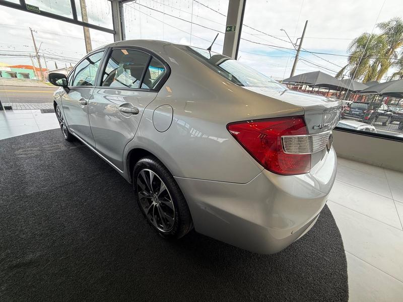 Honda Civic Sedan Lxs 1.8 1.8 Flex 16V Aut. 4P - foto 5