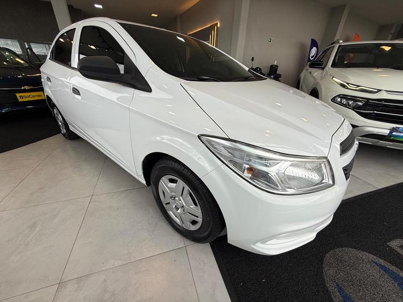Chevrolet Onix Hatch LT 1.0 8V Flexpower 5P Mec. - foto 6