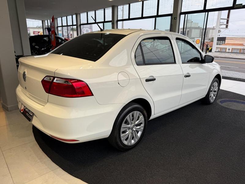 Volkswagen Voyage MPI - foto 3