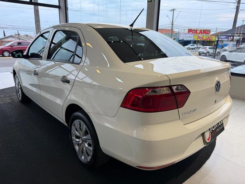 Volkswagen Voyage MPI - foto 5