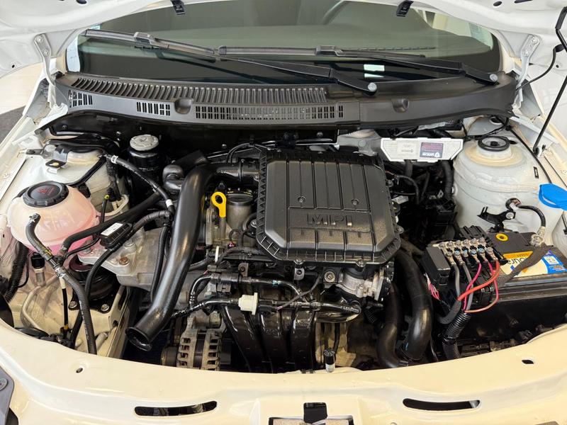 Volkswagen Voyage MPI - foto 6