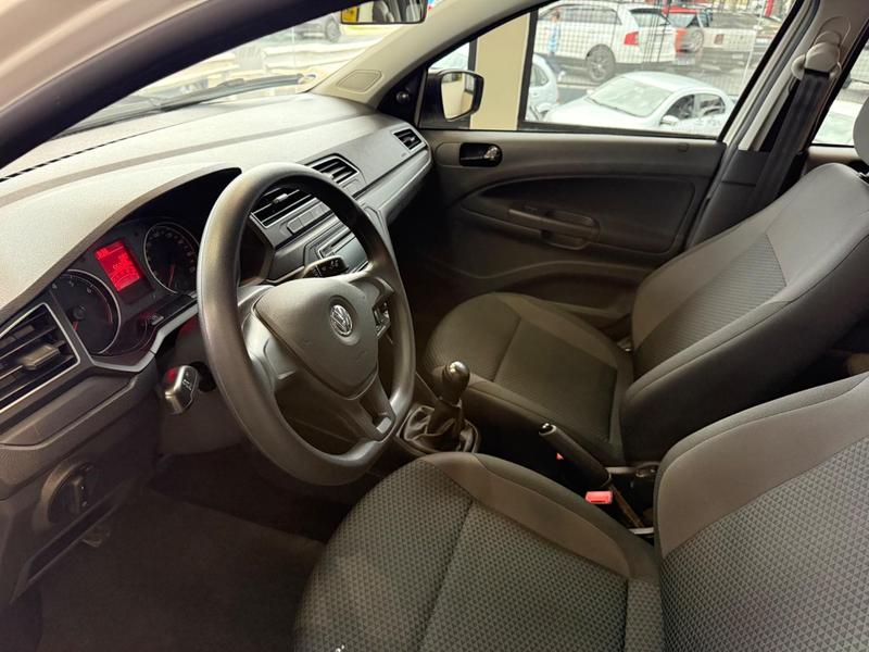 Volkswagen Voyage MPI - foto 9