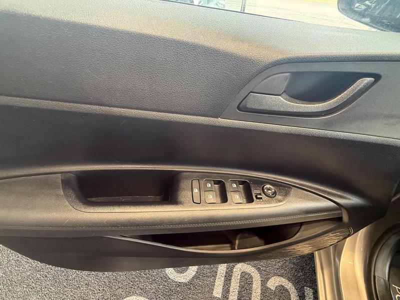 Hyundai HB20 1.0 Confort Plus - foto 9