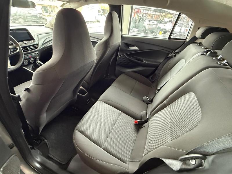 Chevrolet Onix 10mt - foto 7